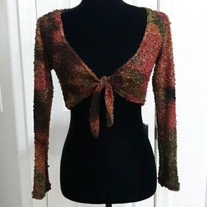 Colorful daytrip half top